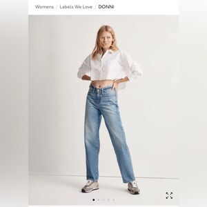 Madewell x Donni. Jeans like wash. Barely worn. Great condition.
